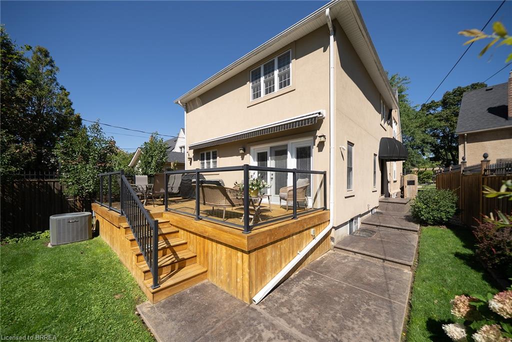 48 Lincoln Avenue Property Photo 43