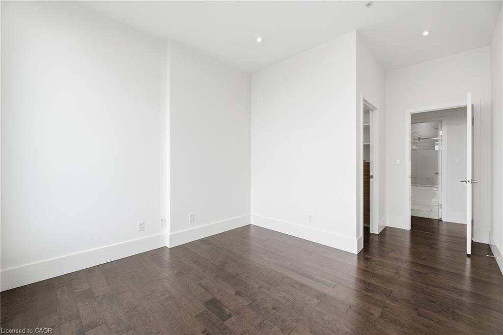 1902-1 Victoria Street Property Photo 33