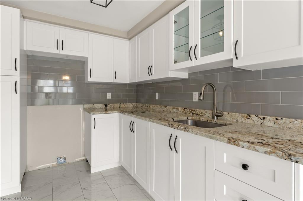 108 Tait Crescent Property Photo 4