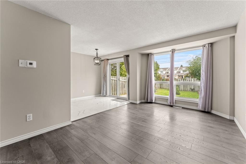 108 Tait Crescent Property Photo 10