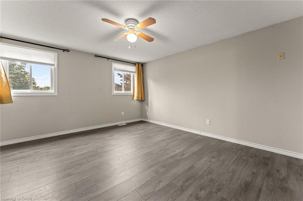 108 Tait Crescent Property Photo 17