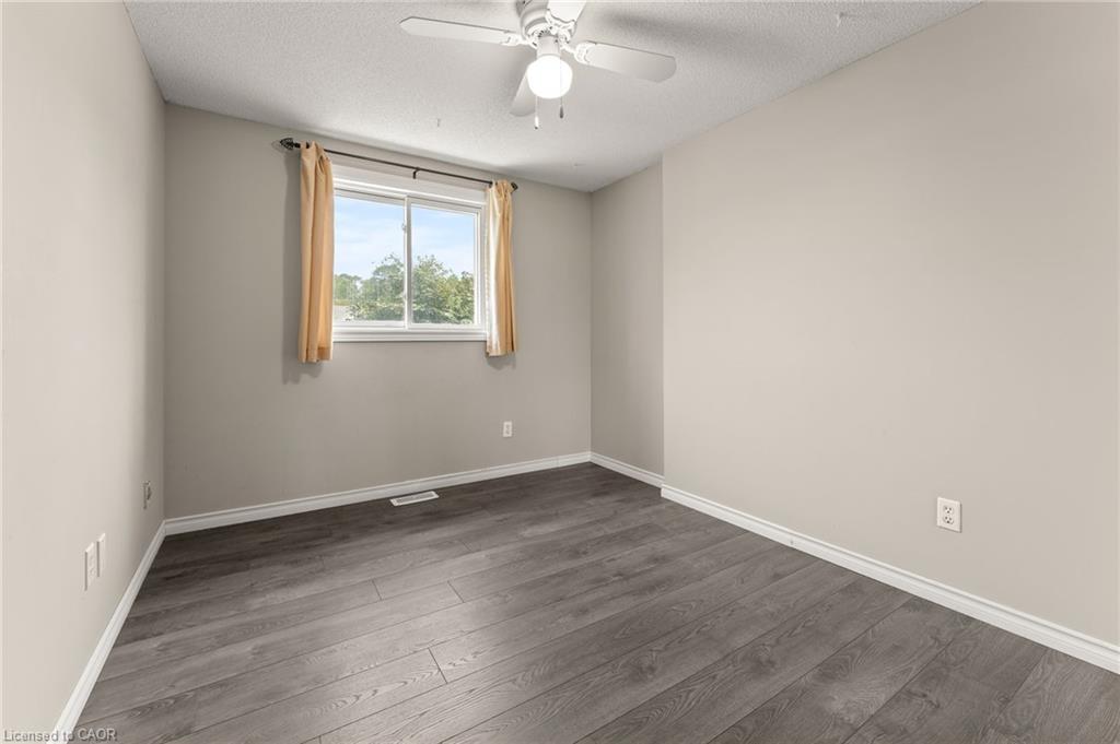 108 Tait Crescent Property Photo 28