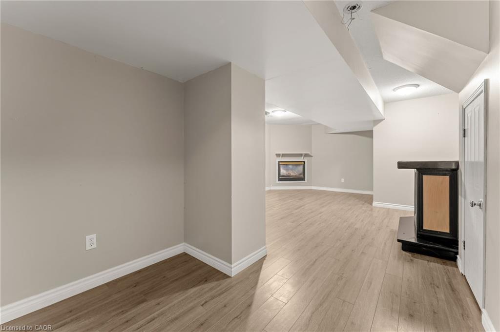 108 Tait Crescent Property Photo 32