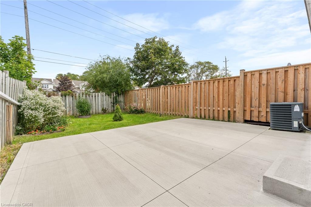 108 Tait Crescent Property Photo 40