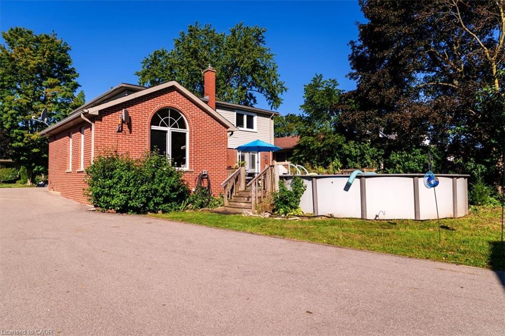 7 Martin Avenue Property Photo 5