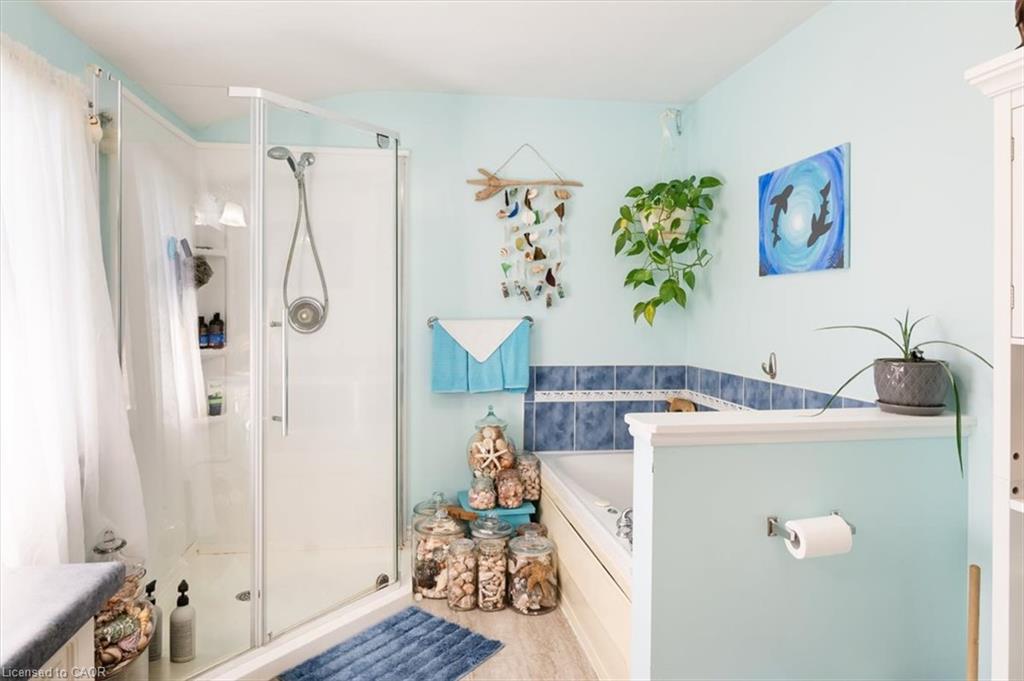 7 Martin Avenue Property Photo 38