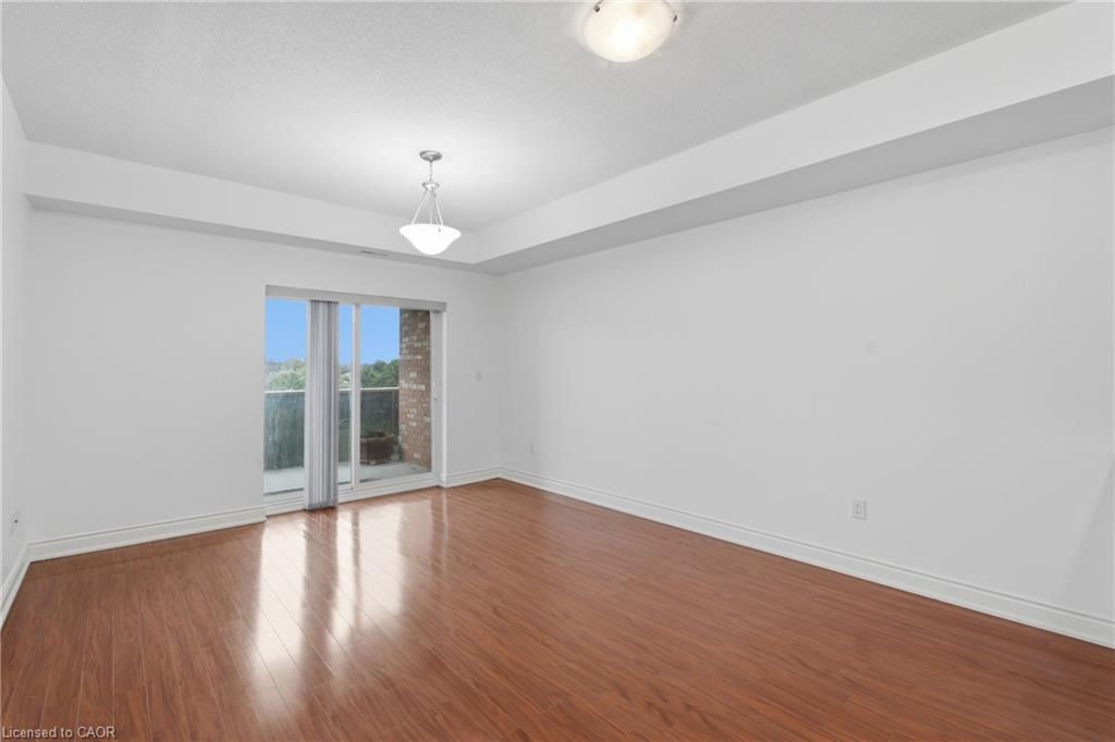 424-8111 Forest Glen Drive Property Photo 9