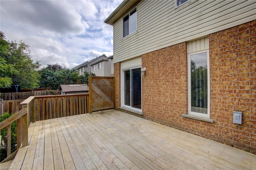 11 Kroeger Crescent Property Photo 23
