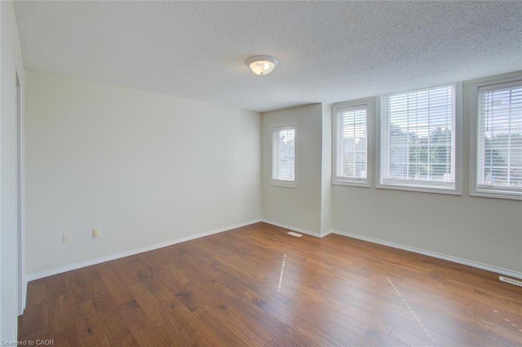 11 Kroeger Crescent Property Photo 30