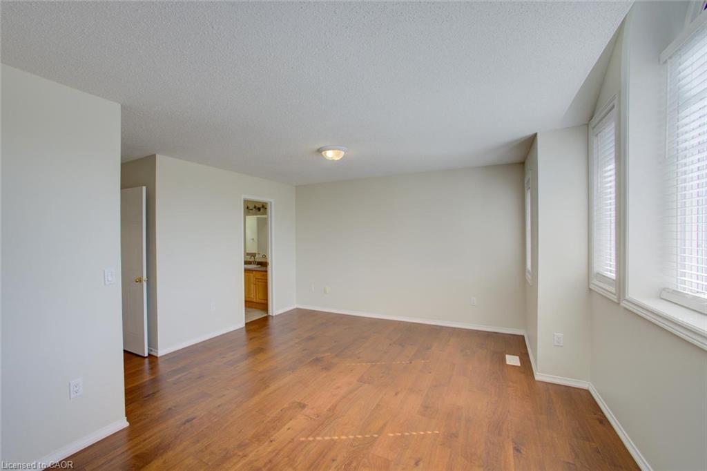 11 Kroeger Crescent Property Photo 31