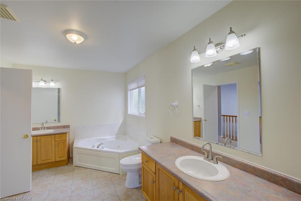 11 Kroeger Crescent Property Photo 34