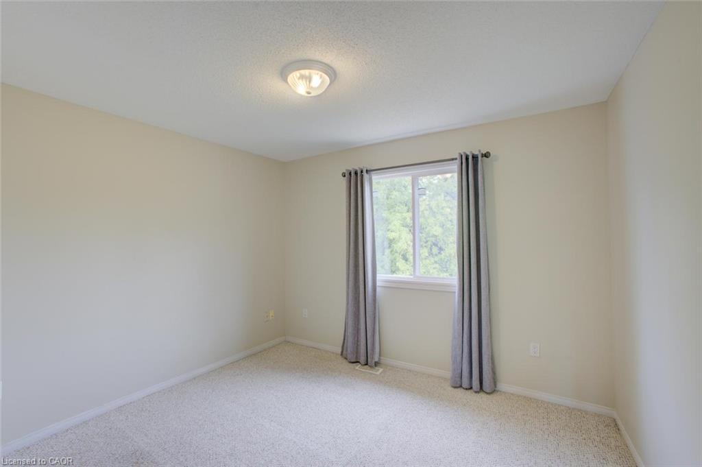 11 Kroeger Crescent Property Photo 38