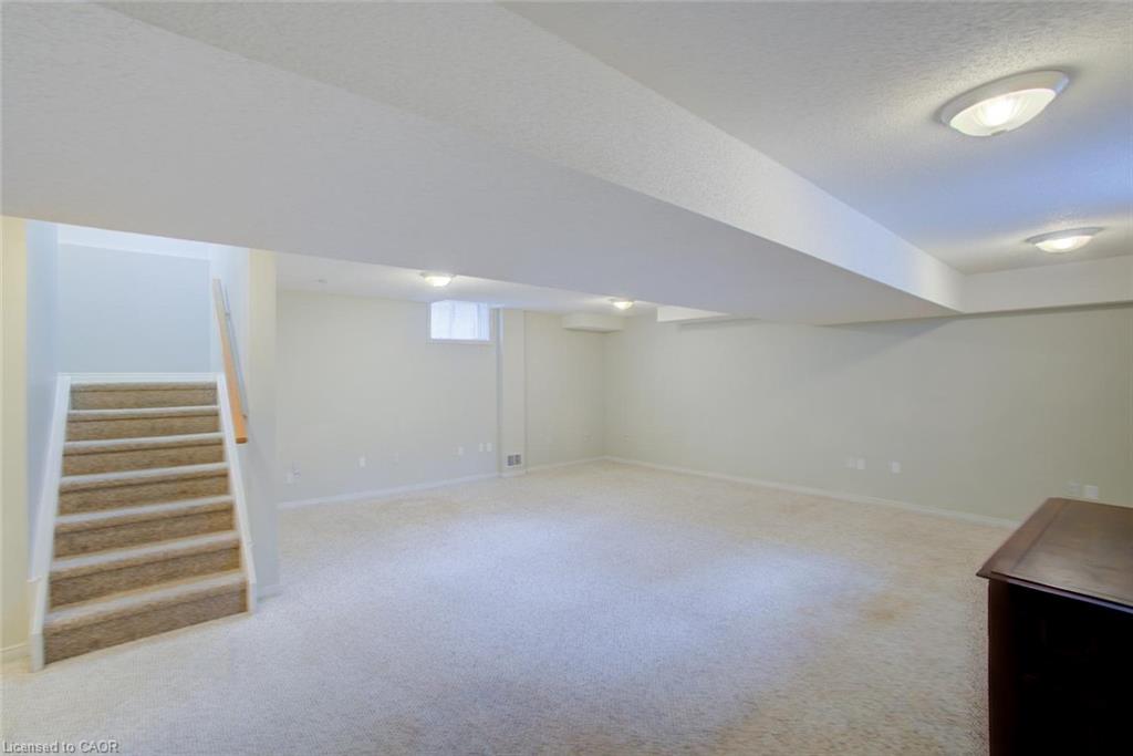 11 Kroeger Crescent Property Photo 41