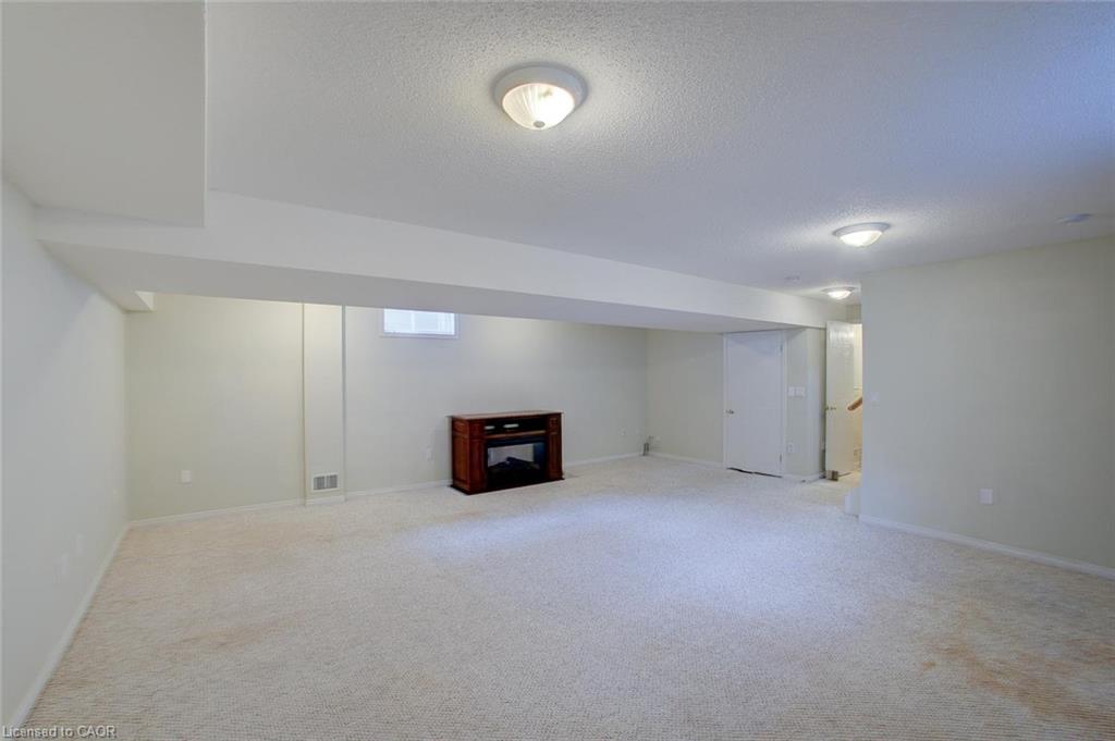 11 Kroeger Crescent Property Photo 43