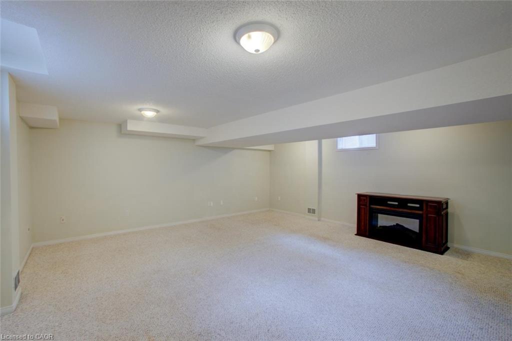 11 Kroeger Crescent Property Photo 44