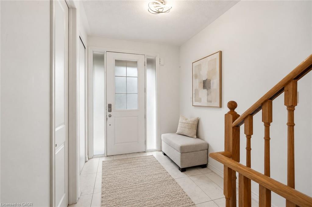 12 George Manor Property Photo 4