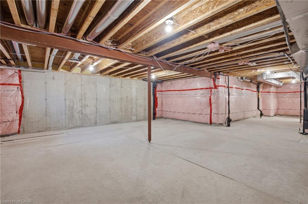 12 George Manor Property Photo 29