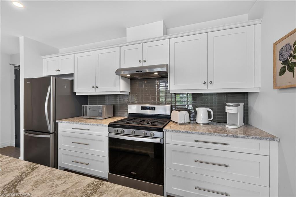 304-38 Harbour Street Property Photo 10