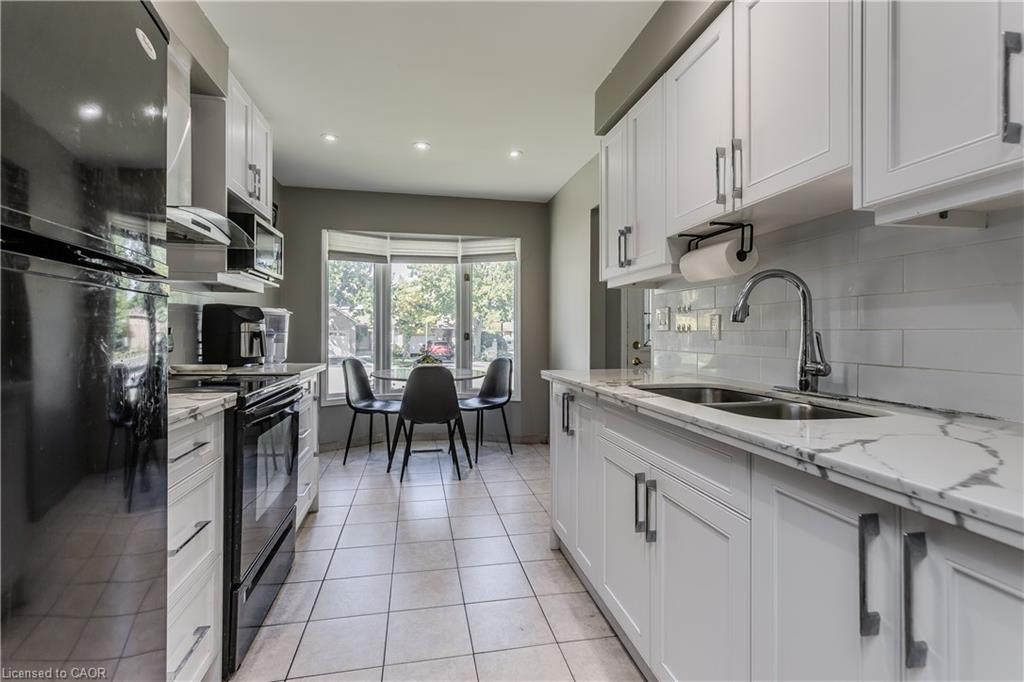 14 Ellington Avenue Property Photo 4