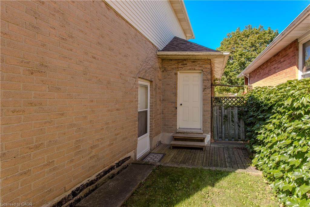 14 Ellington Avenue Property Photo 27