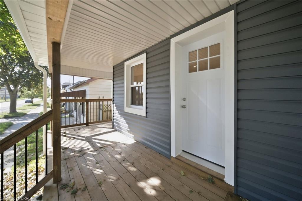140 Pearl Street Property Photo 5
