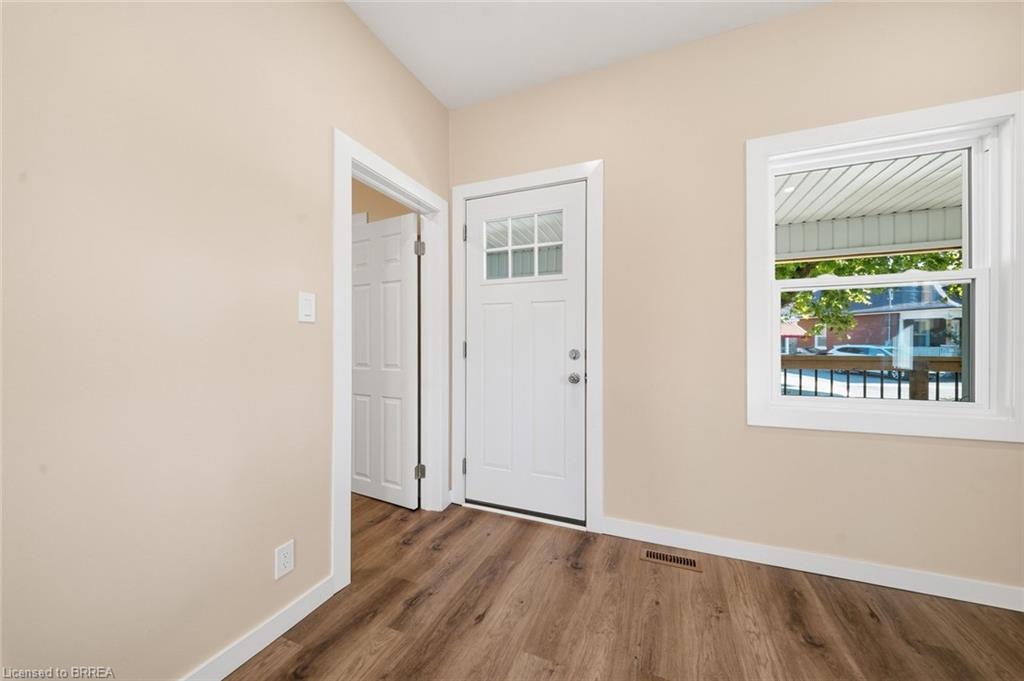 140 Pearl Street Property Photo 7