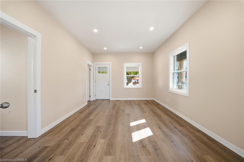 140 Pearl Street Property Photo 10