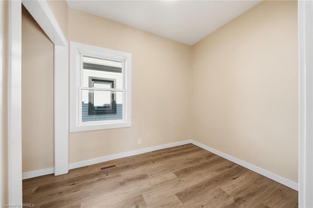140 Pearl Street Property Photo 11