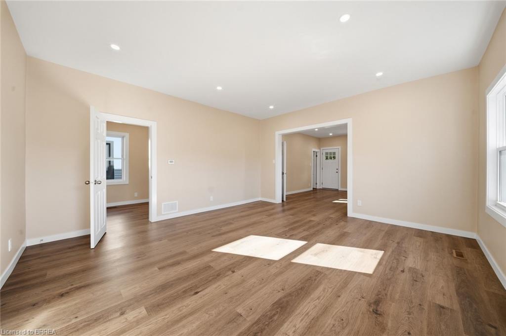 140 Pearl Street Property Photo 14