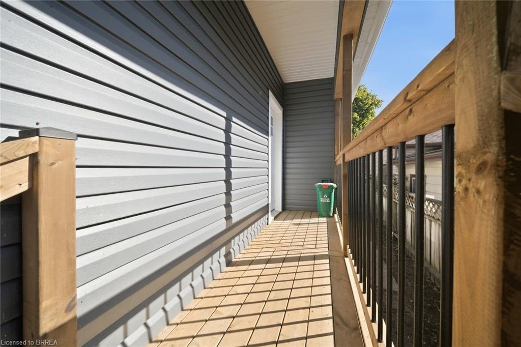 140 Pearl Street Property Photo 24