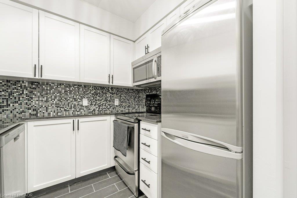 701-1103 Leslie Street Property Photo 12