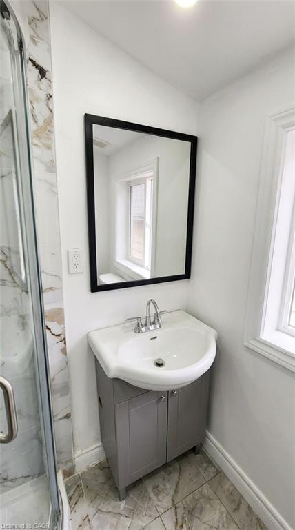 1394 Cannon Street E Property Photo 14