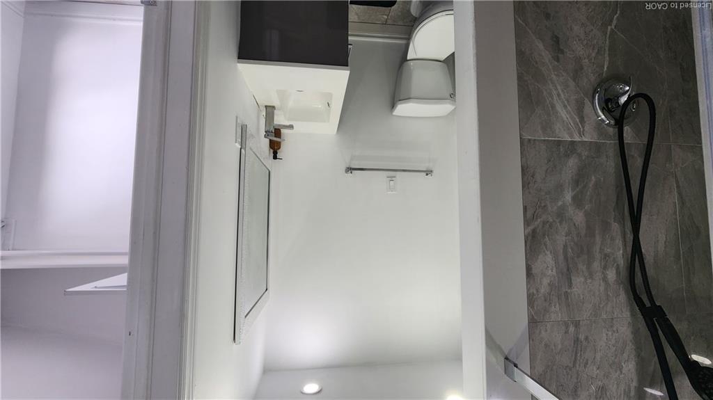 1394 Cannon Street E Property Photo 20