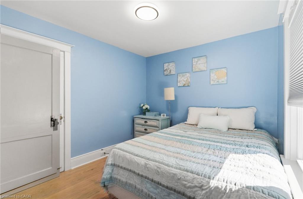 146 Ottawa Street S Property Photo 23