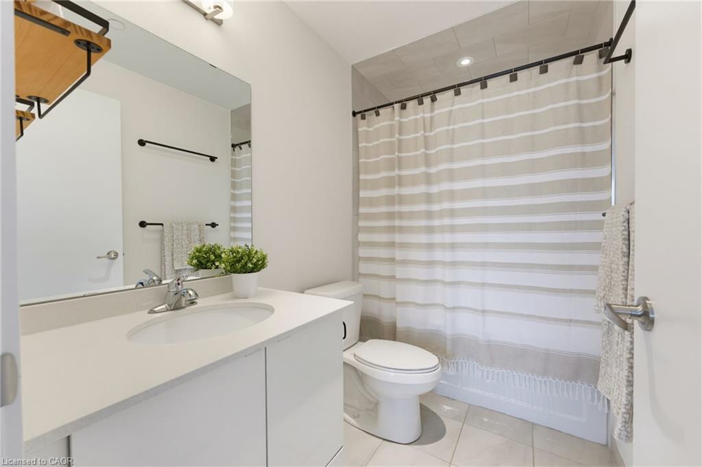 513-16 Markle Crescent Property Photo 13
