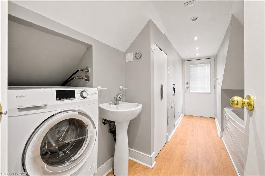 175 Burris Street Property Photo 8