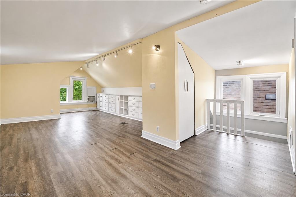 175 Burris Street Property Photo 10