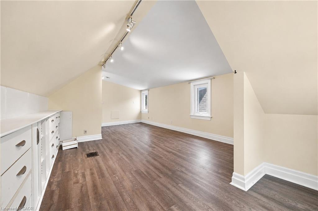 175 Burris Street Property Photo 11