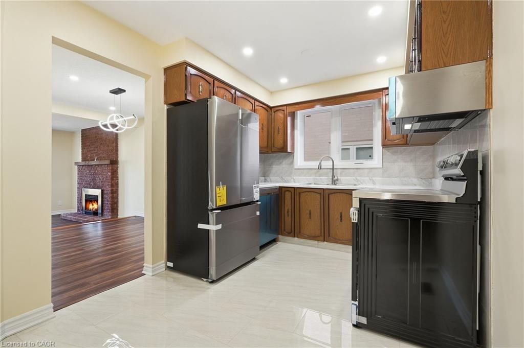 184 Macintosh Drive Property Photo 13