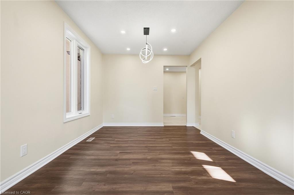 184 Macintosh Drive Property Photo 15