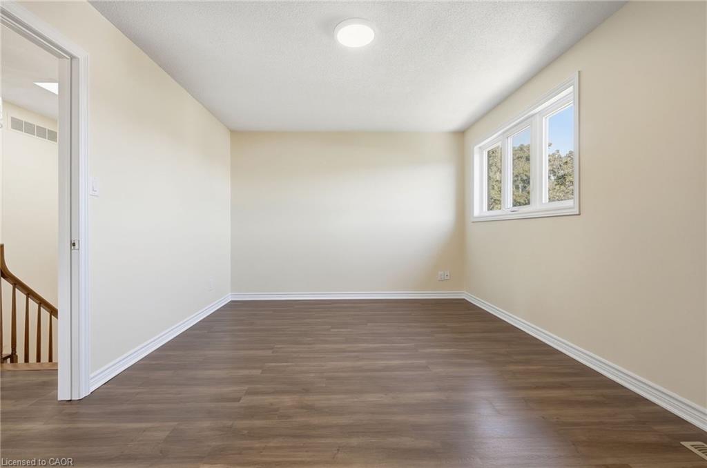 184 Macintosh Drive Property Photo 22