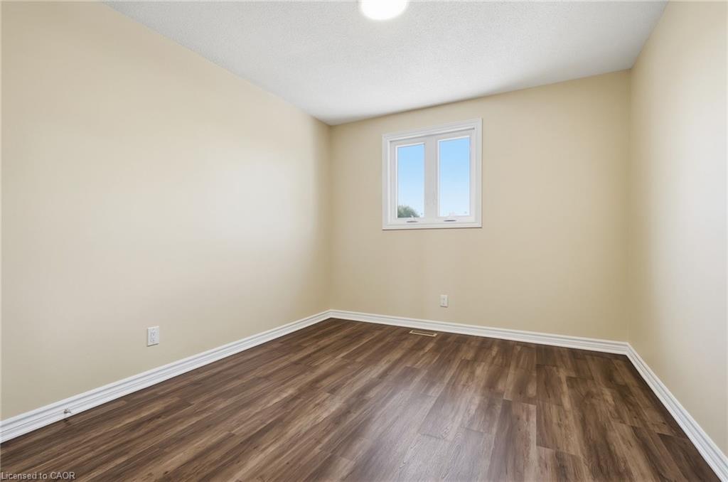184 Macintosh Drive Property Photo 29