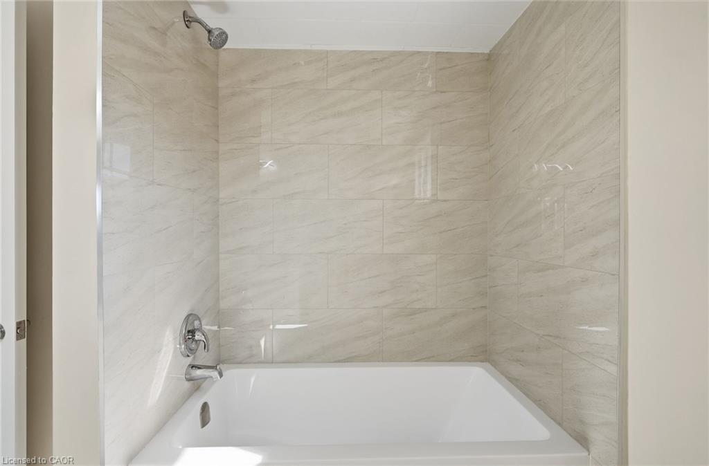 184 Macintosh Drive Property Photo 34