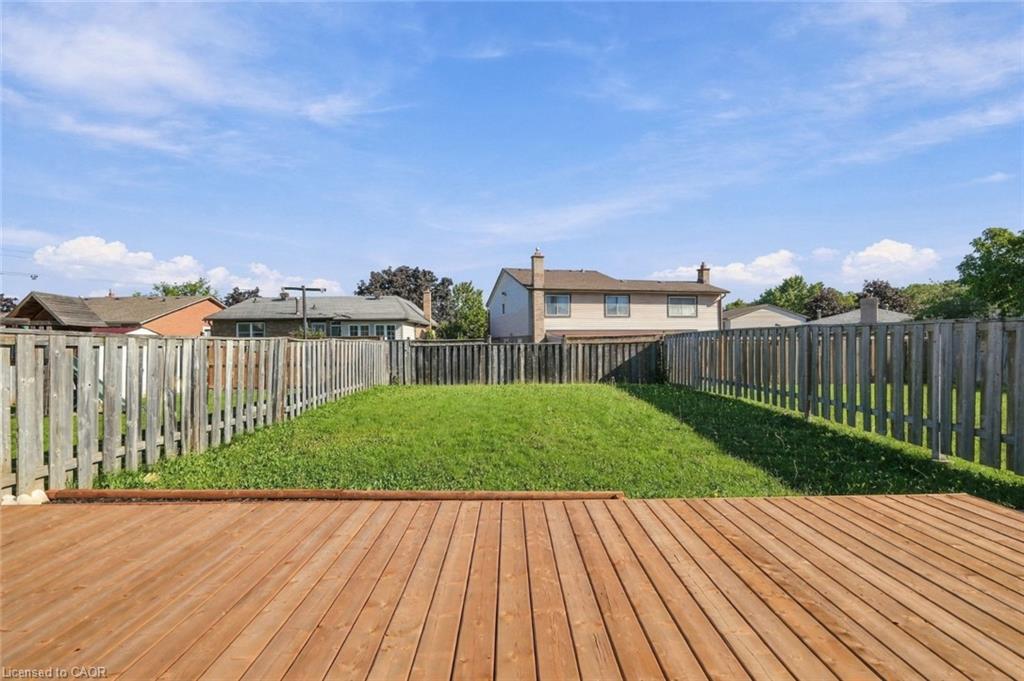 184 Macintosh Drive Property Photo 47