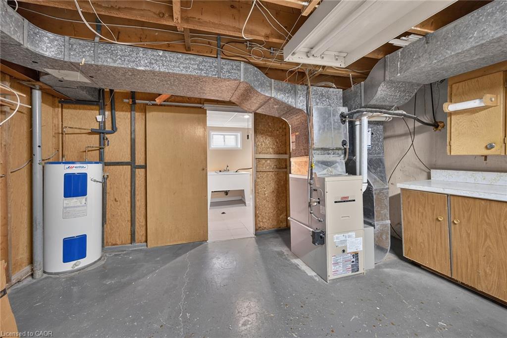 390 East 37th Street Property Photo 36