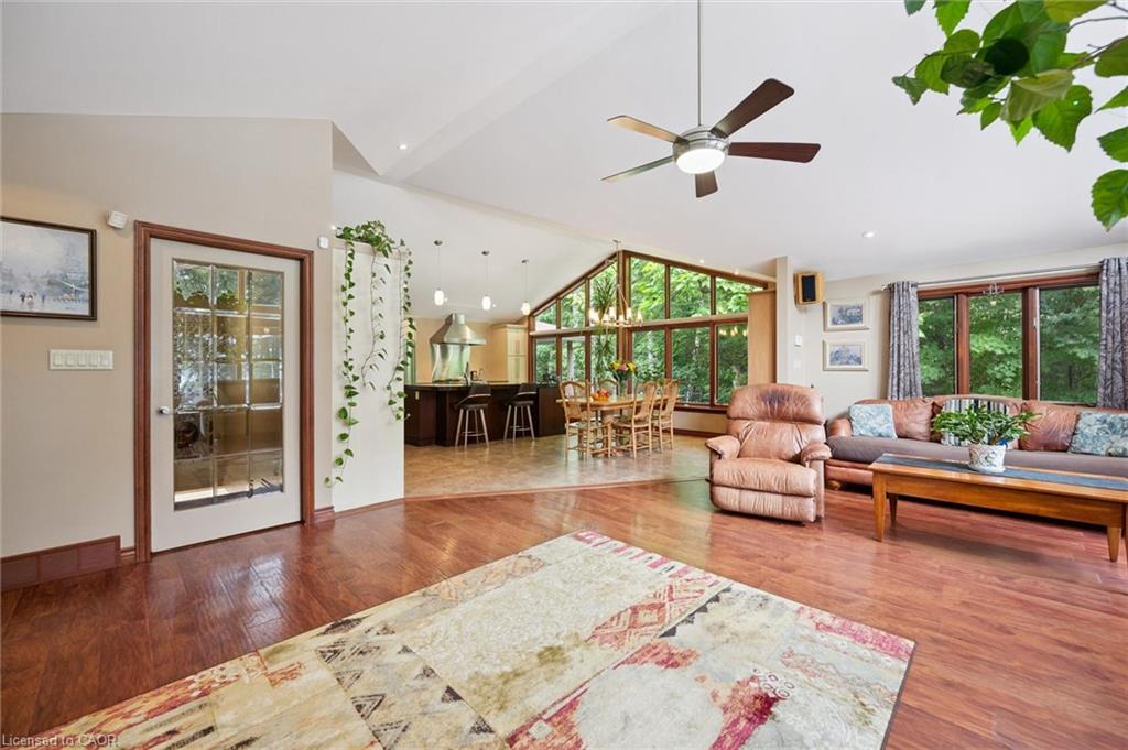 410 Avenue Road Property Photo 14