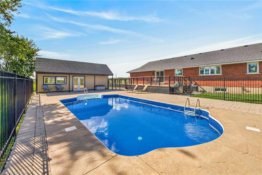 450 Stoney Creek Road Property Photo 3