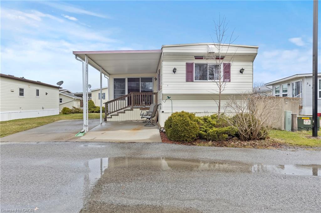 347-3033 Townline Road Property Photo 2