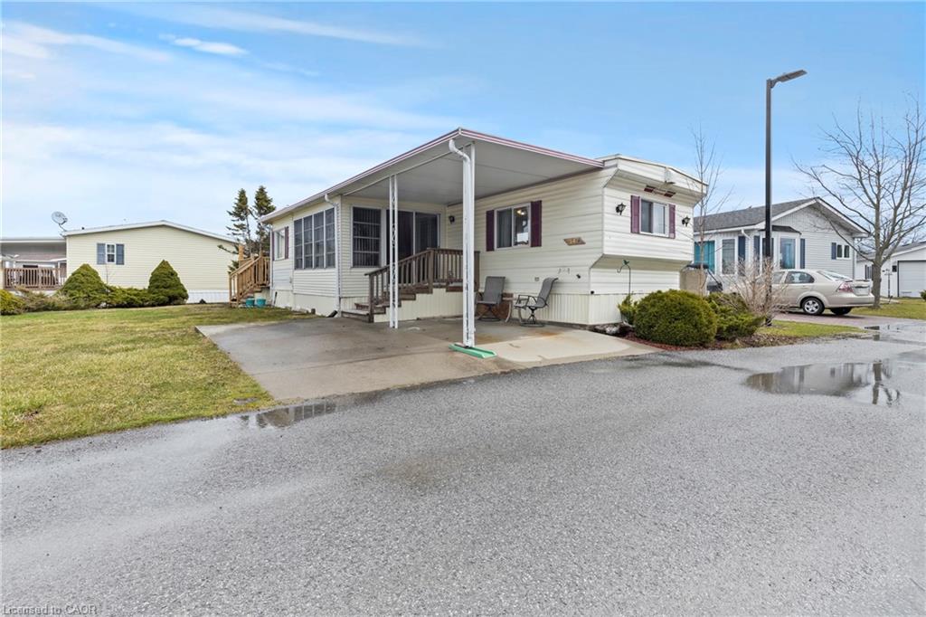 347-3033 Townline Road Property Photo 3