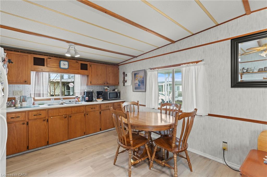 347-3033 Townline Road Property Photo 7